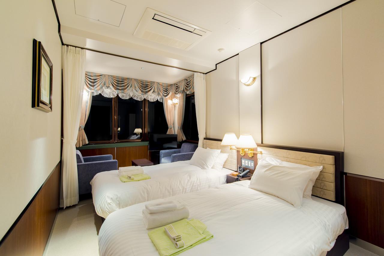 First Cabin Station Abenoso Hotel Osaka Exterior photo